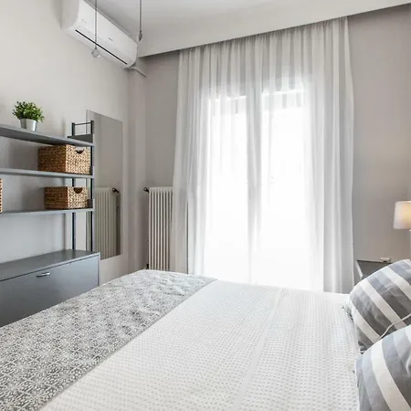 Majestic Sea View Apartment Thessaloniki